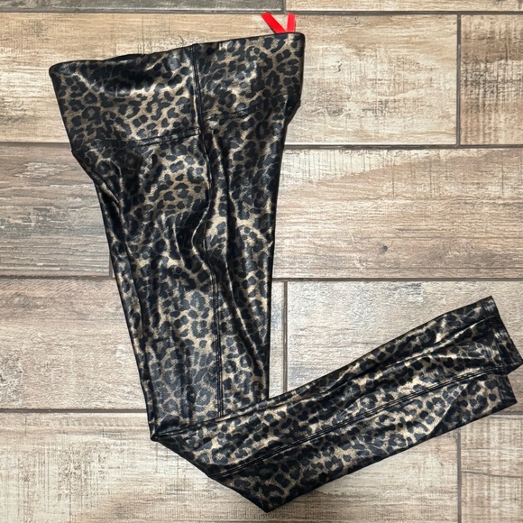 EUC Spanx Metallic Leopard Print Size Small - Picture 1 of 3